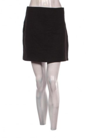 Szoknya Reserved, Méret S, Szín Fekete, Ár 3 049 Ft