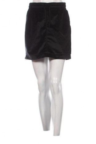 Szoknya Sisters Point, Méret S, Szín Fekete, Ár 19 649 Ft