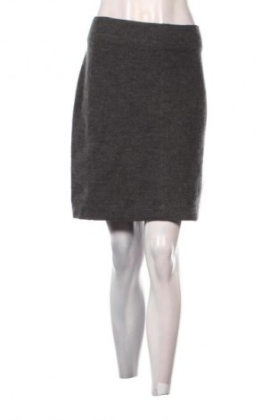 Rock Taifun, Größe XL, Farbe Grau, Preis € 15,99