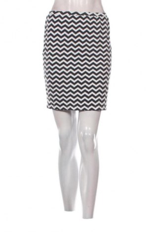 Пола Unbranded, Размер XL, Цвят Многоцветен, Цена 9,70 €