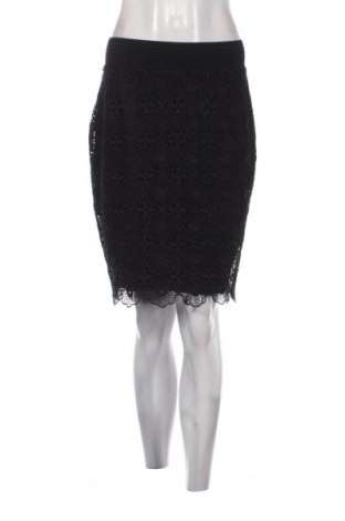 Szoknya Whiite, Méret M, Szín Fekete, Ár 5 579 Ft