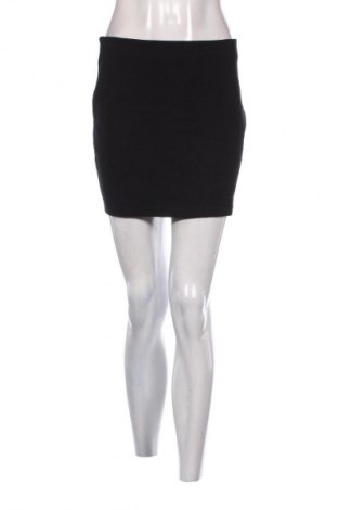 Sukně Zara, Velikost M, Barva Černá, Cena  179,00 Kč