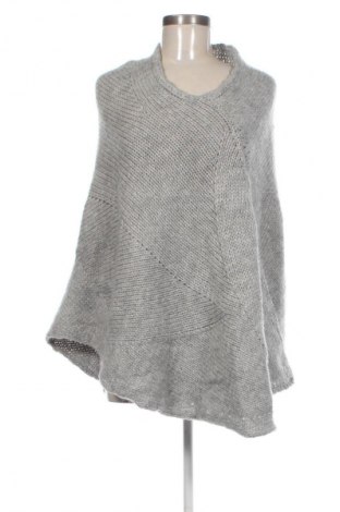 Poncsó Stefanel, Méret M, Szín Szürke, Ár 17 139 Ft