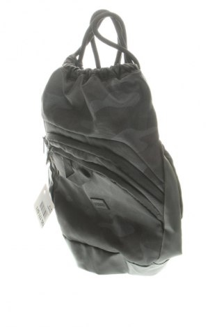 Раница Urban Classics, Цвят Многоцветен, Цена 11,24 €