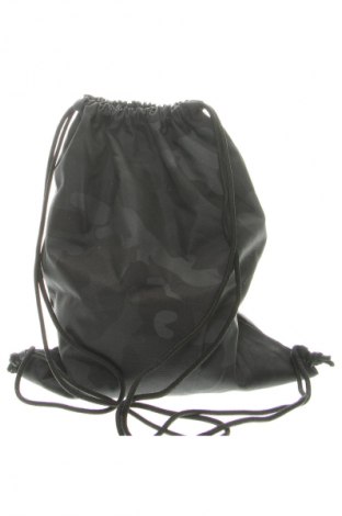 Раница Urban Classics, Цвят Многоцветен, Цена 17,38 €