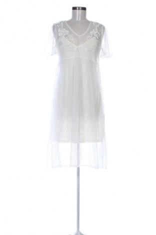 Ruha ASOS, Méret M, Szín Fehér, Ár 22 826 Ft