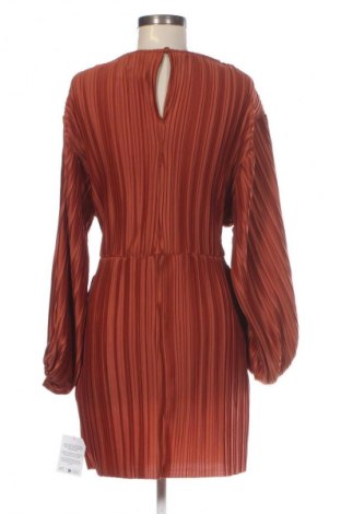 Šaty  ASOS, Veľkosť M, Farba Hnedá, Cena  65,95 €