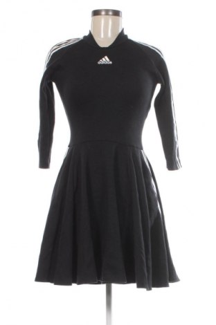 Ruha Adidas, Méret S, Szín Fekete, Ár 12 069 Ft