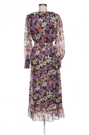 Ruha Amisu, Méret M, Szín Sokszínű, Ár 8 264 Ft