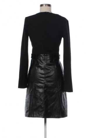 Šaty  Anna Field, Veľkosť M, Farba Čierna, Cena  37,95 €