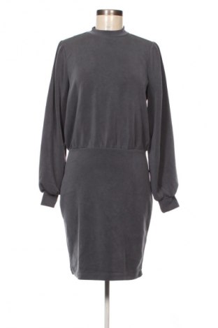 Šaty  Anna Field, Veľkosť M, Farba Sivá, Cena  37,95 €