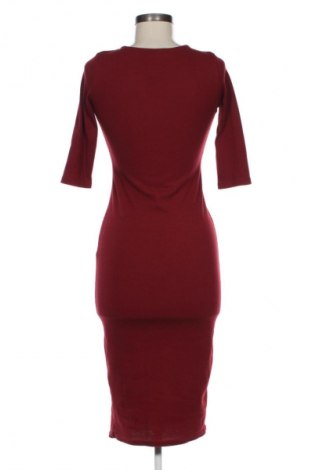 Ruha Belcci, Méret M, Szín Piros, Ár 8 240 Ft