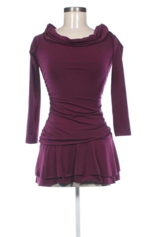 Ruha Bershka, Méret M, Szín Piros, Ár 8 251 Ft