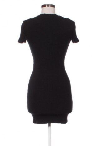 Ruha Bershka, Méret S, Szín Fekete, Ár 8 264 Ft