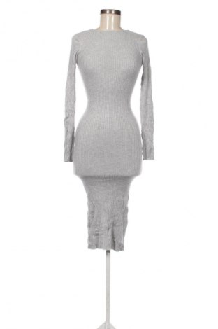 Kleid Bershka, Größe S, Farbe Grau, Preis € 12,99