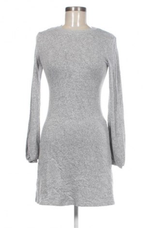 Ruha Bershka, Méret M, Szín Szürke, Ár 4 749 Ft