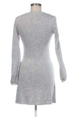 Ruha Bershka, Méret M, Szín Szürke, Ár 4 749 Ft