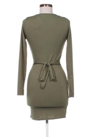 Ruha Boohoo, Méret S, Szín Zöld, Ár 13 223 Ft