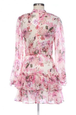 Рокля Boohoo, Размер M, Цвят Многоцветен, Цена 10,22 €