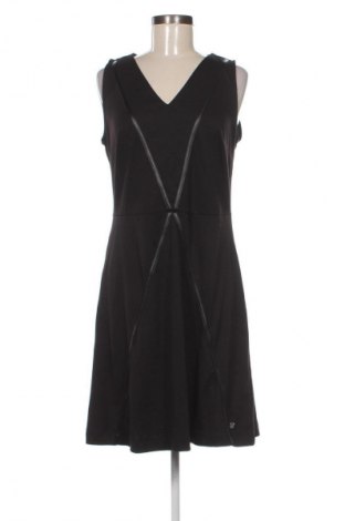 Šaty  Bruno Banani, Velikost L, Barva Černá, Cena  1 859,00 Kč