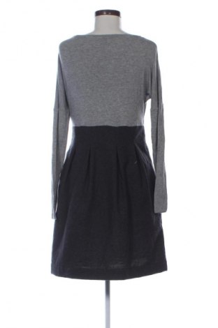 Kleid COS, Größe M, Farbe Grau, Preis € 45,99