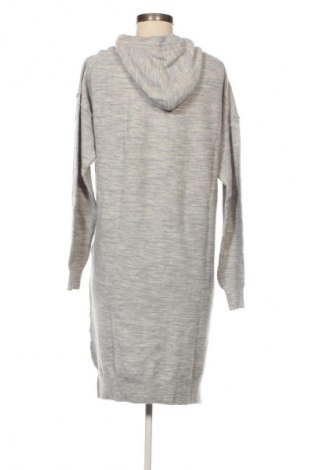 Рокля Camel Active, Размер S, Цвят Сив, Цена 68,00 €