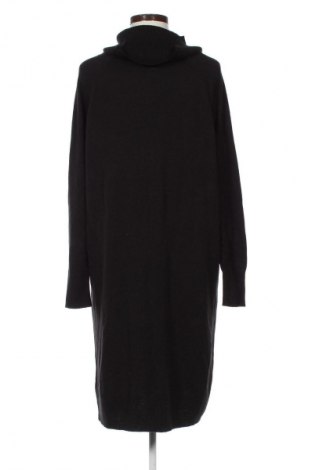 Ruha Canda, Méret M, Szín Fekete, Ár 5 739 Ft