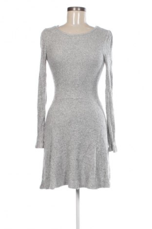 Kleid Clockhouse, Größe S, Farbe Grau, Preis € 11,99