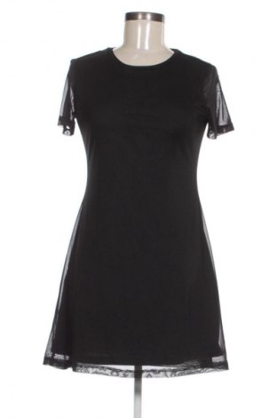 Kleid Cropp, Größe M, Farbe Schwarz, Preis 25,00 €