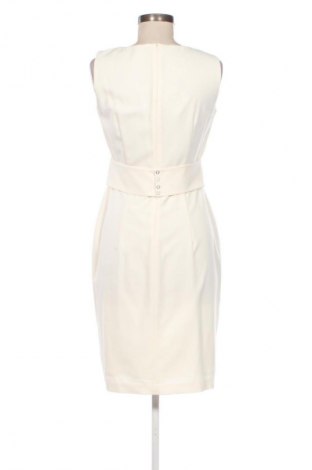 Ruha Dika, Méret M, Szín Fehér, Ár 9 479 Ft