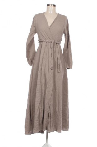 Ruha Erika, Méret M, Szín Barna, Ár 8 237 Ft