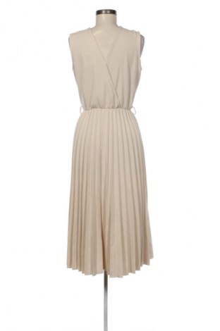 Ruha Floria, Méret M, Szín Bézs, Ár 36 399 Ft