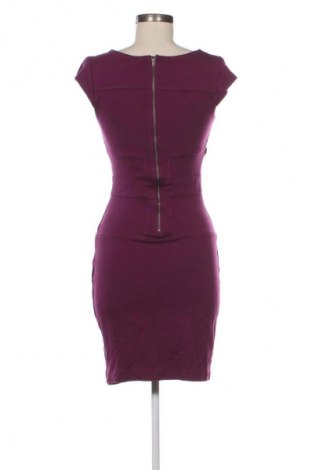 Šaty  French Connection, Velikost M, Barva Fialová, Cena  3 208,00 Kč