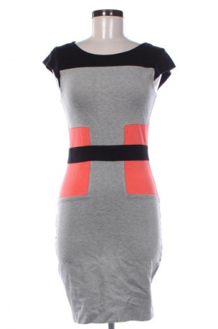 Šaty  French Connection, Velikost L, Barva Vícebarevné, Cena  625,00 Kč