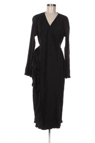 Šaty  Gina Tricot, Velikost M, Barva Černá, Cena  239,00 Kč