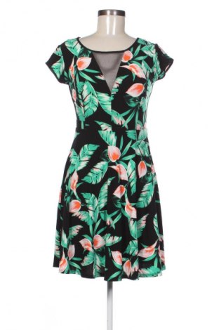 Ruha Guess, Méret M, Szín Sokszínű, Ár 20 749 Ft