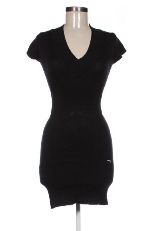 Ruha Guess, Méret S, Szín Fekete, Ár 45 849 Ft