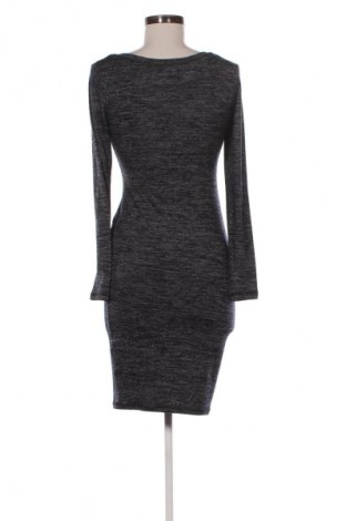 Рокля H&M, Размер S, Цвят Многоцветен, Цена 10,73 €