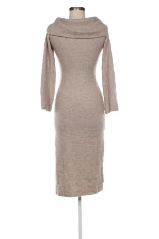 Рокля H&M, Размер S, Цвят Бежов, Цена 9,20 €