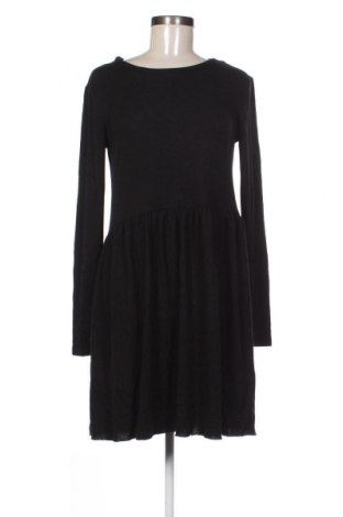 Ruha Haily`s, Méret M, Szín Fekete, Ár 9 479 Ft