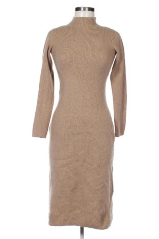 Ruha Hallhuber, Méret M, Szín Barna, Ár 11 809 Ft