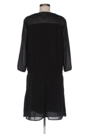 Ruha Janina, Méret M, Szín Fekete, Ár 8 251 Ft