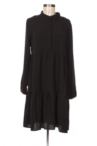 Šaty  Jdy, Velikost M, Barva Černá, Cena  939,00 Kč