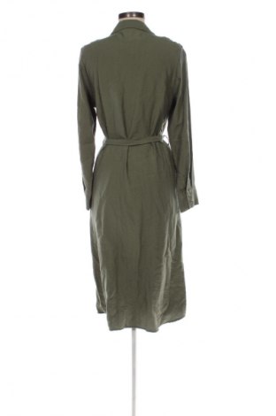 Kleid LC Waikiki, Größe M, Farbe Grün, Preis 10,99 €