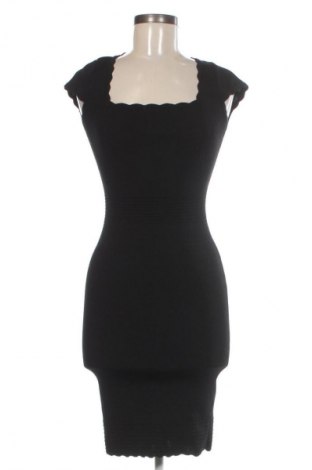 Šaty  Lipsy, Velikost XS, Barva Černá, Cena  1 649,00 Kč