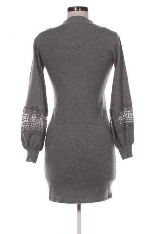 Kleid M&V, Größe M, Farbe Grau, Preis € 12,99