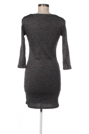 Ruha Mango, Méret M, Szín Ezüstös, Ár 4 229 Ft