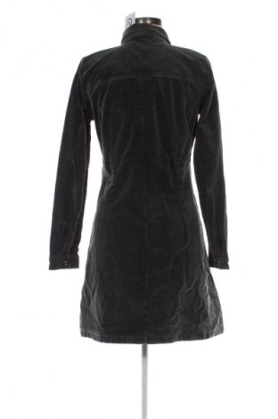 Ruha Minimum, Méret M, Szín Zöld, Ár 16 879 Ft