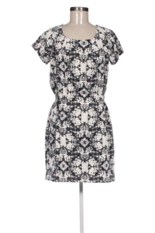 Kleid Minimum, Größe M, Farbe Mehrfarbig, Preis € 14,99