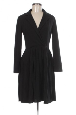 Рокля Mohito, Размер M, Цвят Черен, Цена 18,40 €